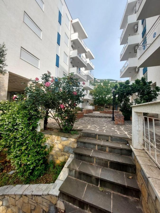 Redsun Apartment Влёра Экстерьер фото