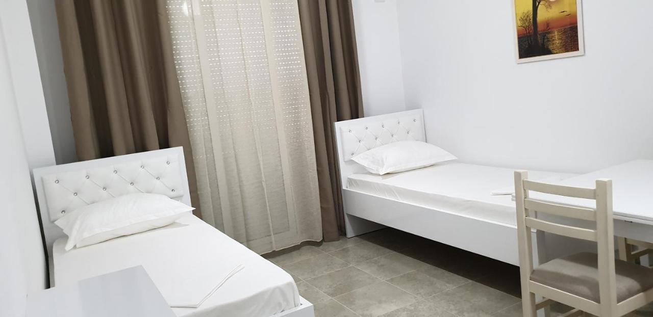 Redsun Apartment Влёра Экстерьер фото